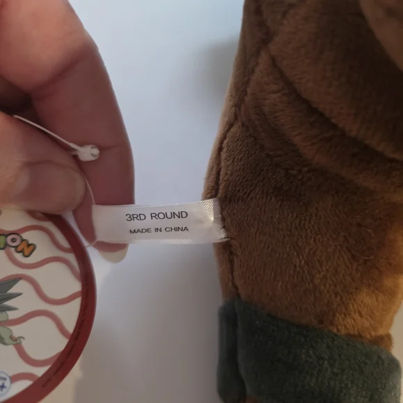 RARE - Pokemon: Korea-exclusvie Entei Plush - Picture 11 of 16